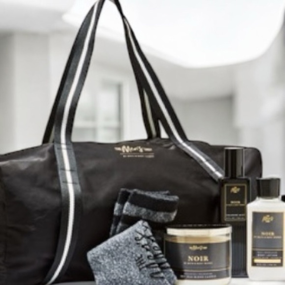 Noir Black Travel Set